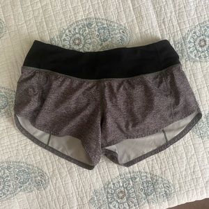 Lululemon Speed Up Shorts 2.5”